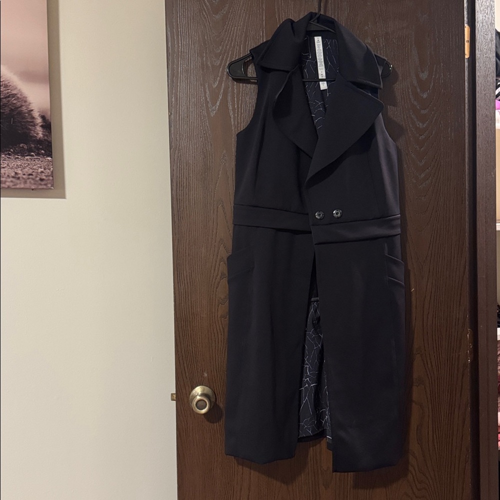 Lululemon jacket size 6